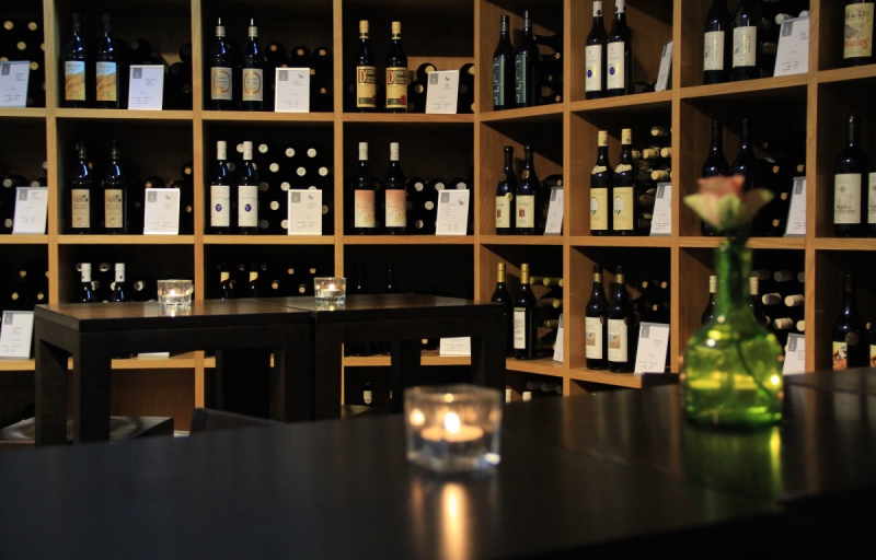 vitrine-COARAZE-min_wine_vinorama_wine_bottle_cellar_red_wine_wines_storage_wine_rack-1077047